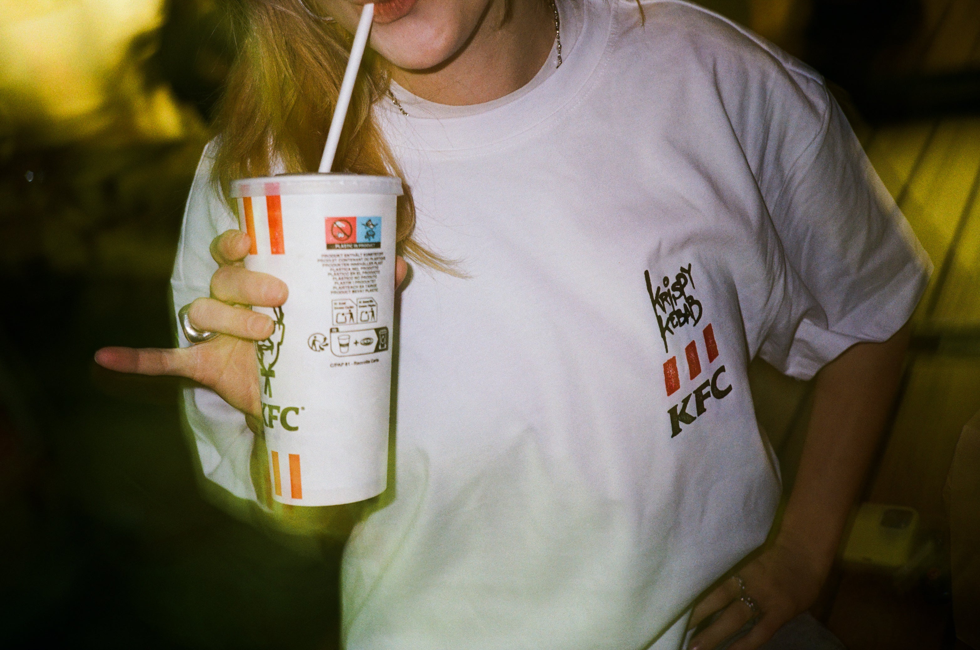"KRISPY KEBAB X KFC" Oversized Shirt – White