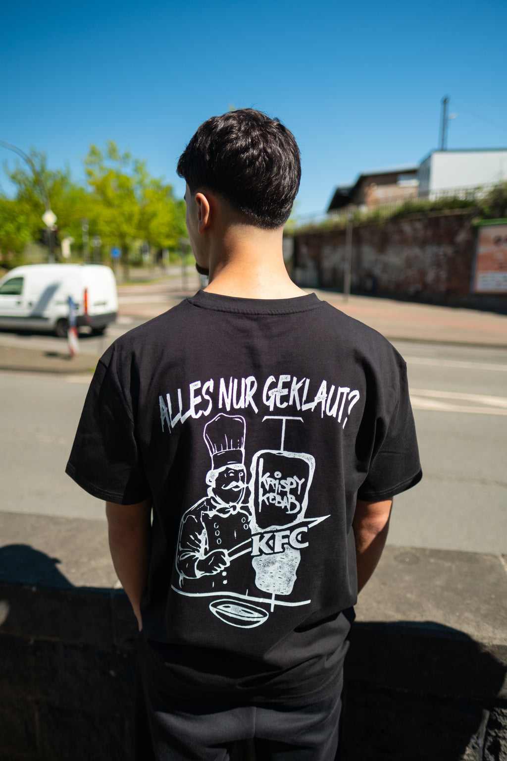 "KRISPY KEBAB X KFC" Oversized Shirt – Black